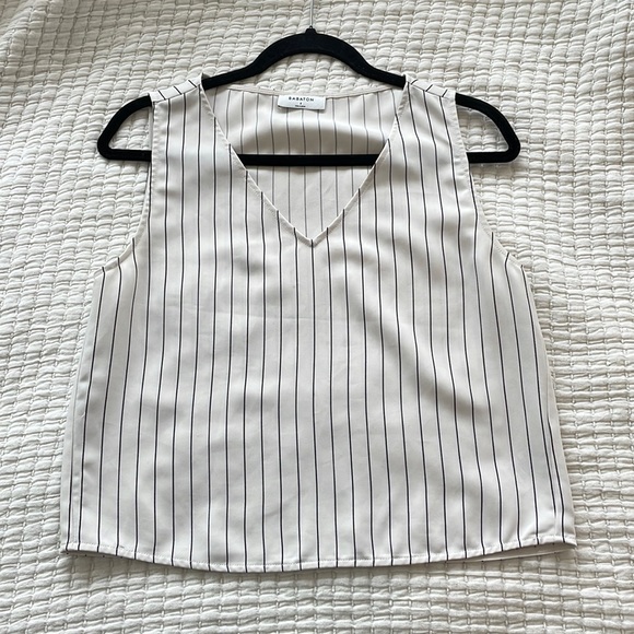 Babaton Murphy Blouse - Picture 3 of 7